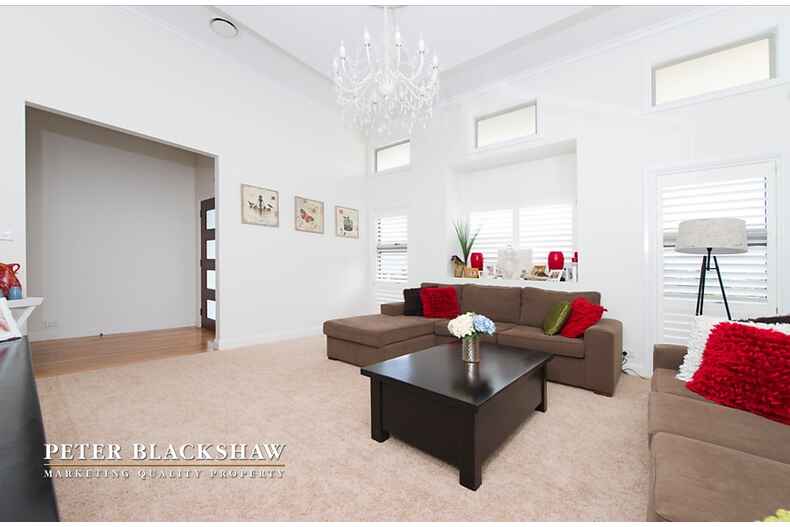 24 Langtree Crescent Crace 24 Langtree Crescent Crace