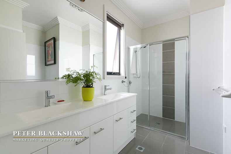 1/23 Allumba Street Queanbeyan West 1/23 Allumba Street Queanbeyan West