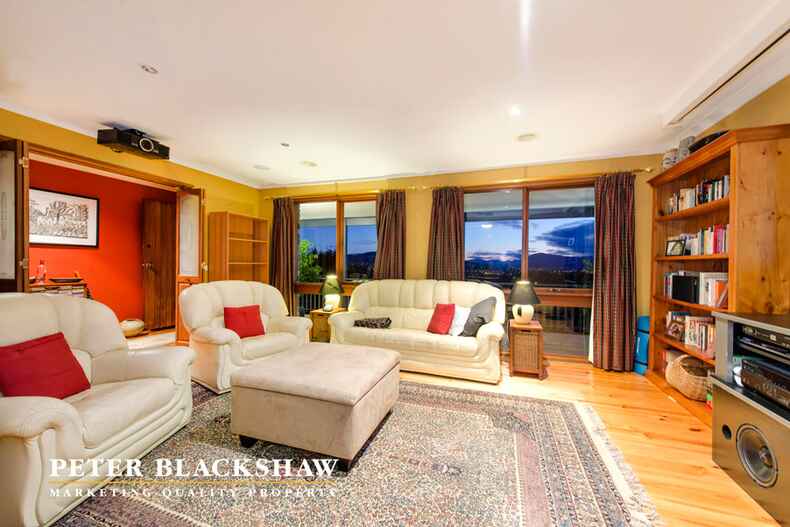 20 Maughan Crescent Fadden 20 Maughan Crescent Fadden