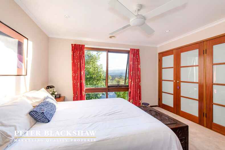 20 Maughan Crescent Fadden 20 Maughan Crescent Fadden