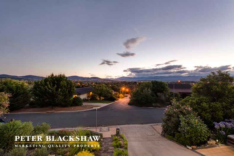 20 Maughan Crescent Fadden 20 Maughan Crescent Fadden