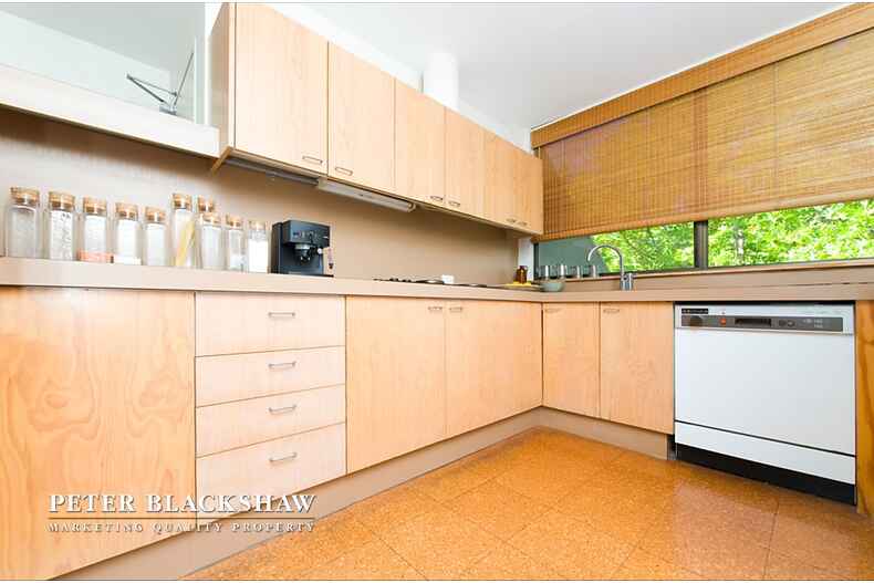 5/18 Currie Crescent Kingston 5/18 Currie Crescent Kingston