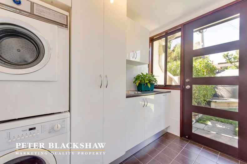 10 Cumbrae Place Kambah 10 Cumbrae Place Kambah