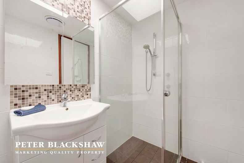 10 Cumbrae Place Kambah 10 Cumbrae Place Kambah
