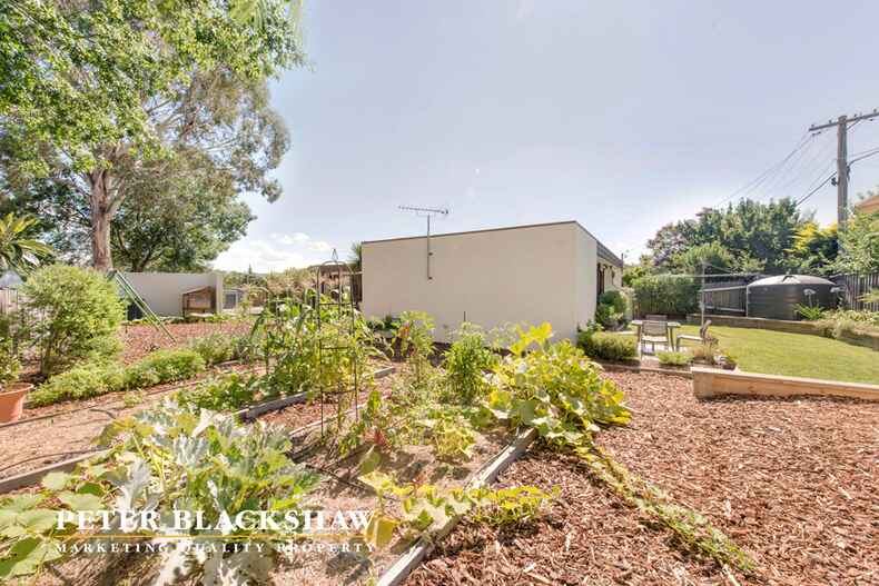 10 Cumbrae Place Kambah 10 Cumbrae Place Kambah