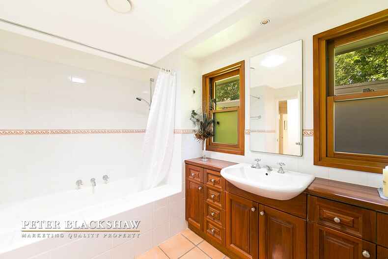 272 Goyder Street Narrabundah 272 Goyder Street Narrabundah