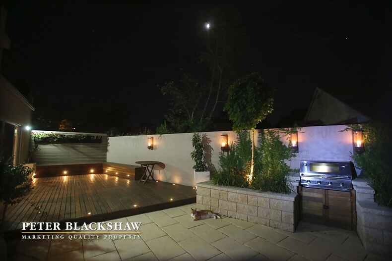 4/6 Hall Street Lyneham 4/6 Hall Street Lyneham