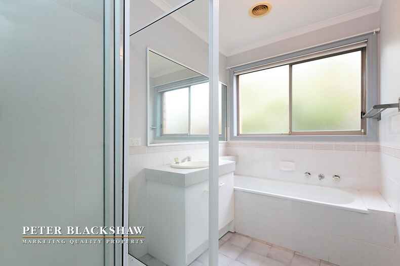 1/26 Mowatt Street Queanbeyan 1/26 Mowatt Street Queanbeyan