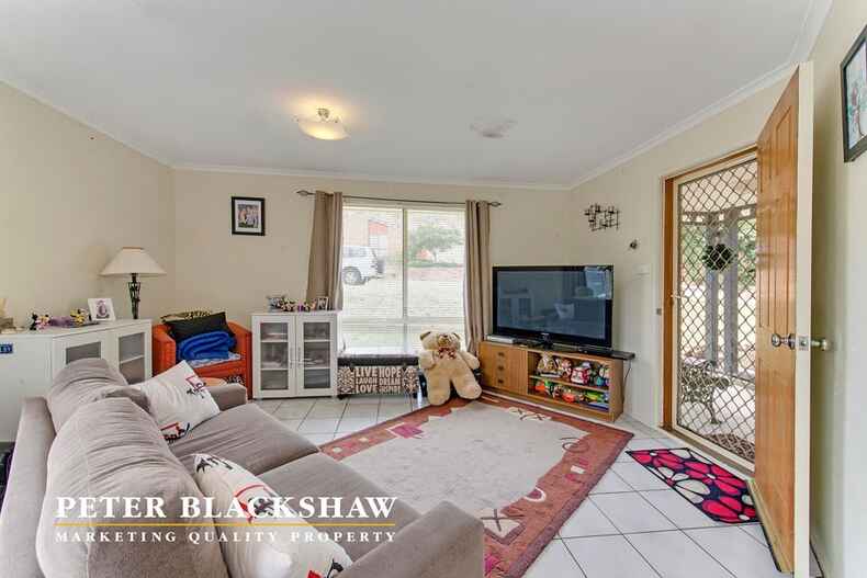 1/1 McKeown Place Banks 1/1 McKeown Place Banks