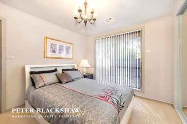 2/19 May Maxwell Crescent Gilmore