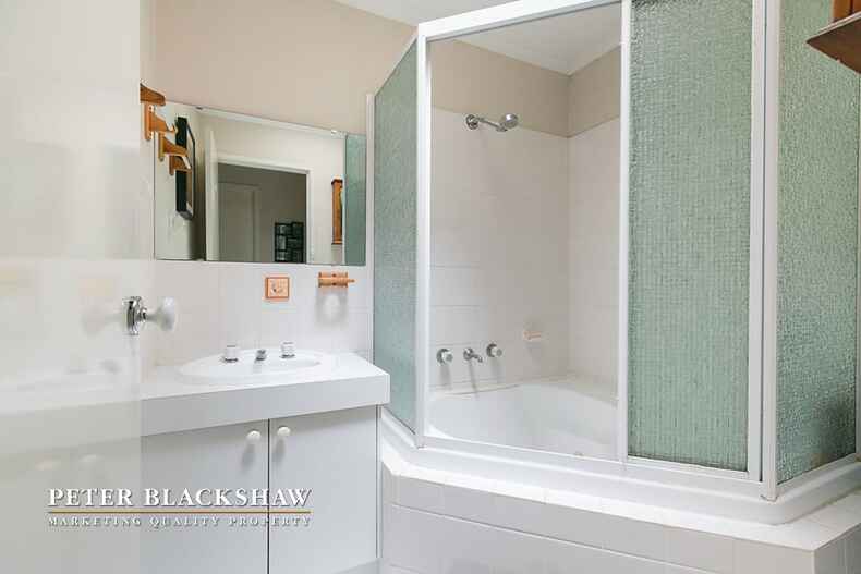 17 Charvin Court Melba 17 Charvin Court Melba