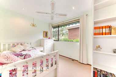 4 McLarty Court Kambah