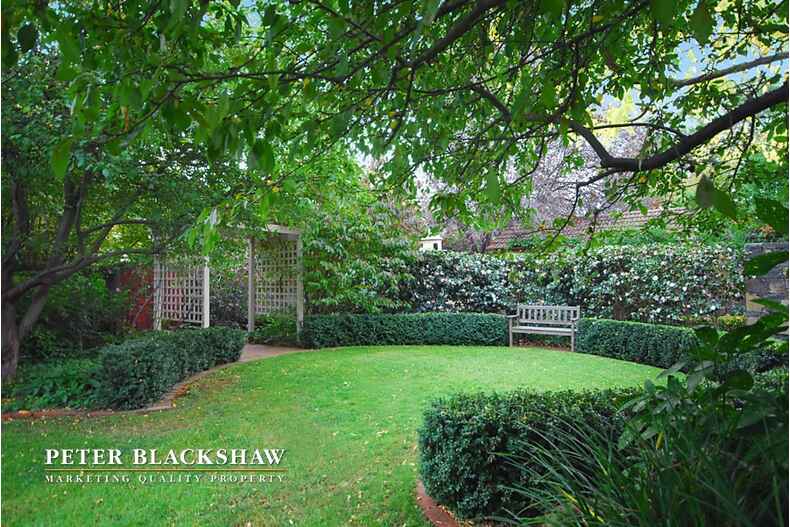 9 Geerilong Gardens Reid 9 Geerilong Gardens Reid