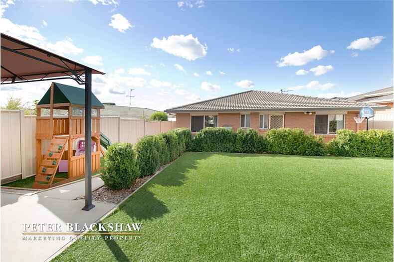 14 Finey Close Dunlop 14 Finey Close Dunlop