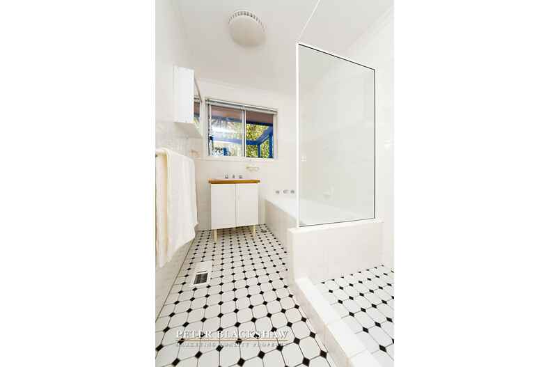 10 Propsting Street Curtin 10 Propsting Street Curtin