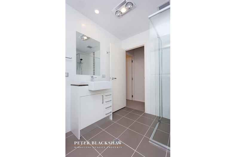 "Domain on the Park" 28/29-31 State Circle Deakin "Domain on the Park" 28/29-31 State Circle Deakin