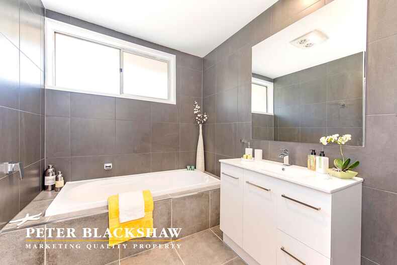 28 Salsola Street Rivett 28 Salsola Street Rivett