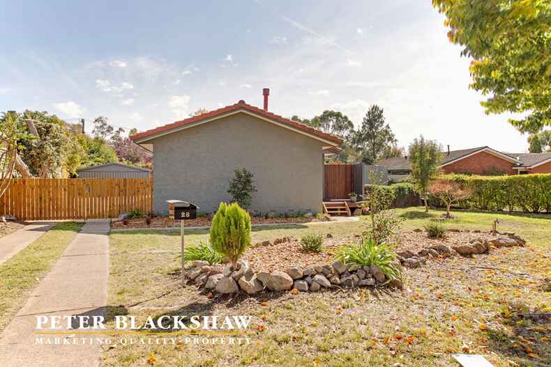 28 Salsola Street Rivett 28 Salsola Street Rivett