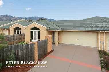 5/48 Betty Maloney Crescent Banks