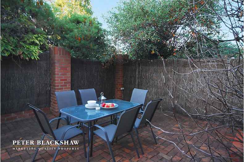 12 Glossop Crescent Campbell 12 Glossop Crescent Campbell