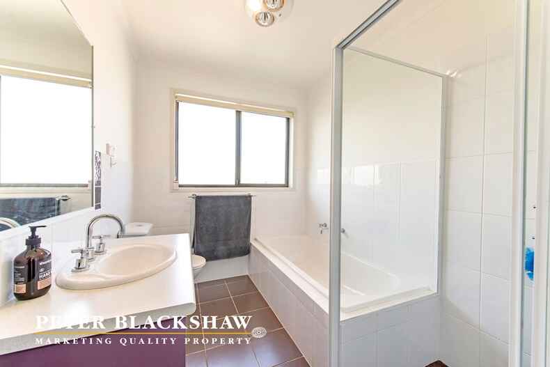 Lot 4/10/15 Oxenham Circuit Gordon Lot 4/10/15 Oxenham Circuit Gordon