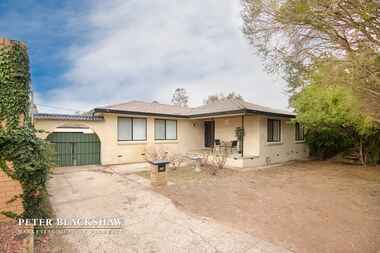 150 Boddington Crescent Kambah