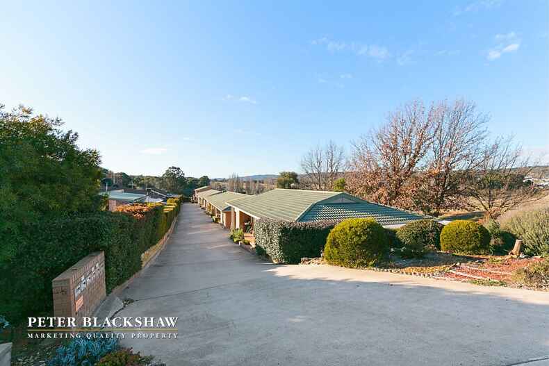 2/15 Henderson Road Queanbeyan 2/15 Henderson Road Queanbeyan