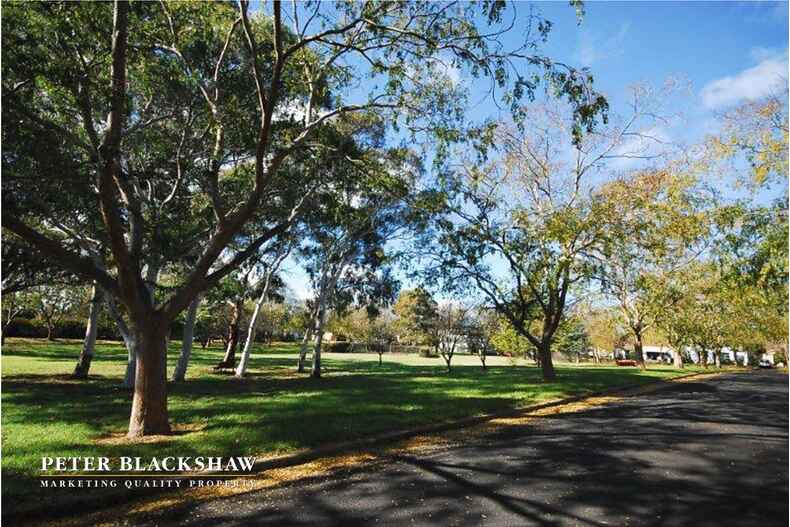 9 Wells Gardens Griffith 9 Wells Gardens Griffith