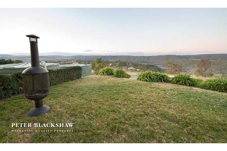 "Talpa Heights" 19 Mcintyre Crescent Googong "Talpa Heights" 19 Mcintyre Crescent Googong