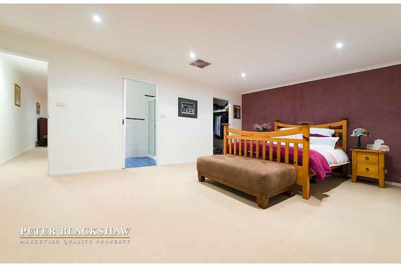 "Talpa Heights" 19 Mcintyre Crescent Googong "Talpa Heights" 19 Mcintyre Crescent Googong