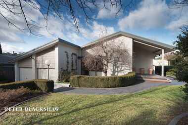 2 Skirving Place Macgregor