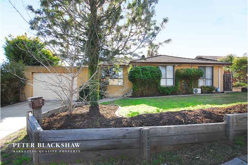 99 Heagney Crescent Chisholm