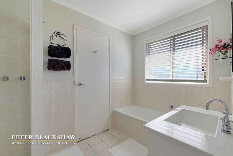 Lot 42/2 Lark Place Ngunnawal Lot 42/2 Lark Place Ngunnawal