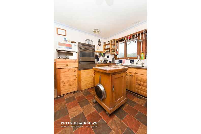 7 Sabine Close Garran 7 Sabine Close Garran