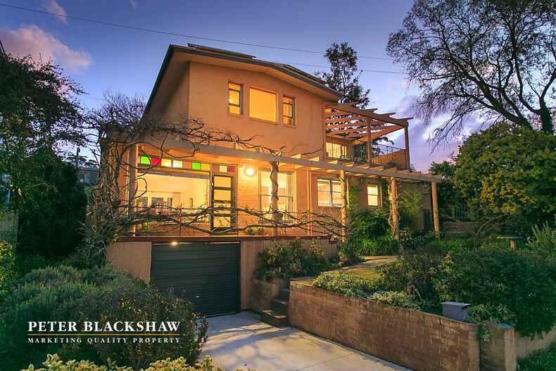 26 Caley Crescent Narrabundah
