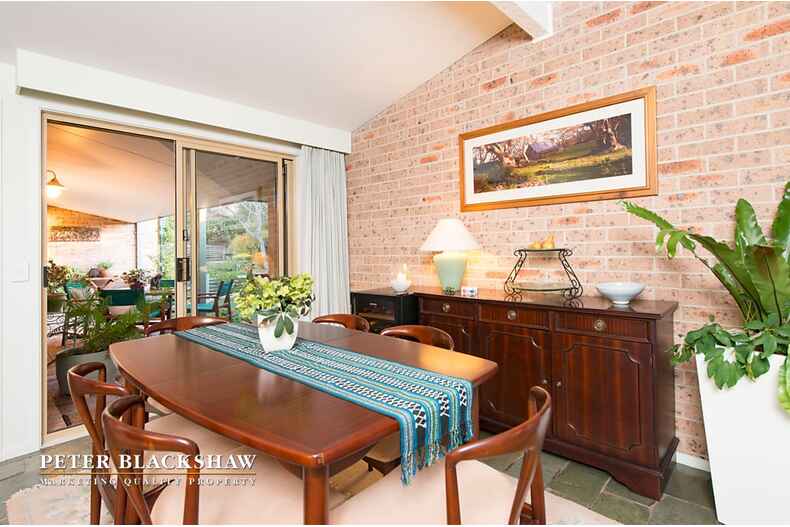 8 Eltham Place Theodore 8 Eltham Place Theodore