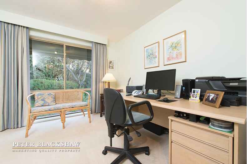 8 Eltham Place Theodore 8 Eltham Place Theodore