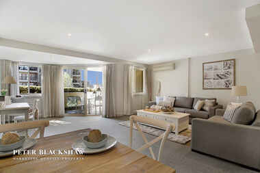 Lot 7/The Bentley 69/8 Dominion Circuit Forrest