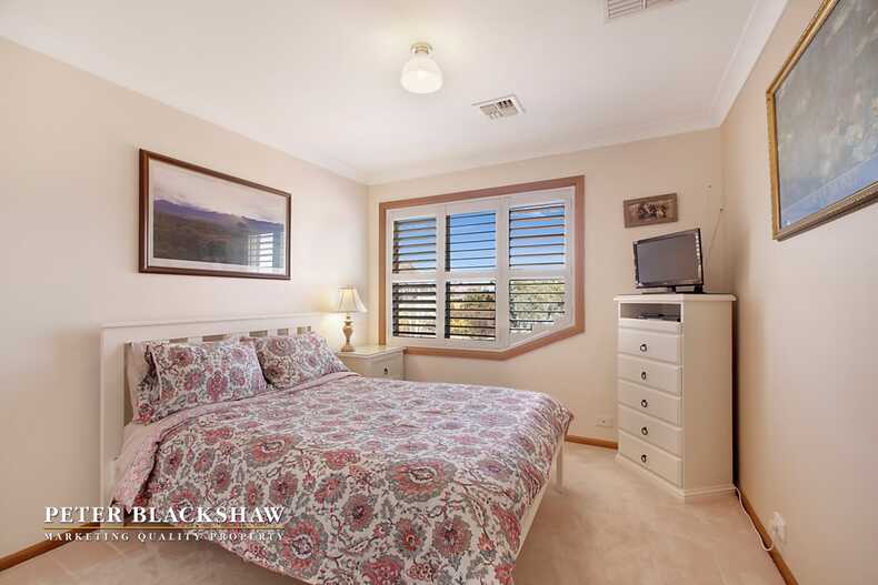 Lot 11/21 Goldner Circuit Melba