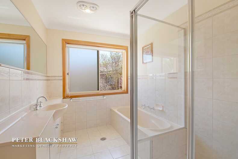 Lot 11/21 Goldner Circuit Melba