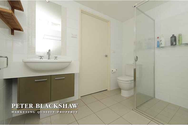 Lot 2/5/3 London Circuit City Lot 2/5/3 London Circuit City