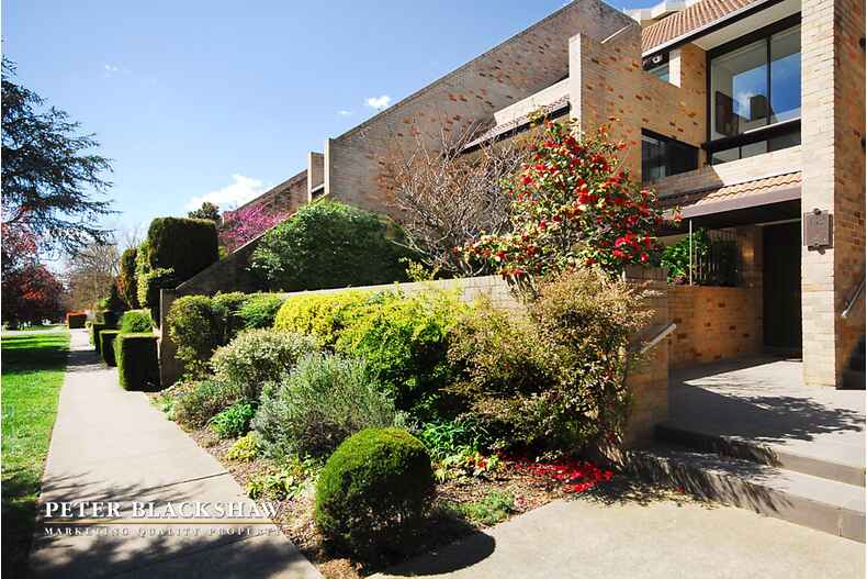 Lot 11/4/24-28 Telopea Park Kingston