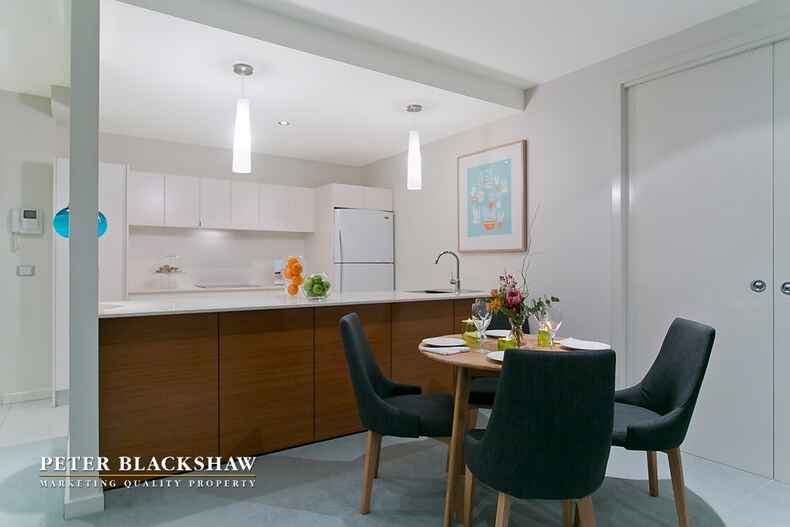 "Trieste" 2/3 Tench Street Kingston "Trieste" 2/3 Tench Street Kingston