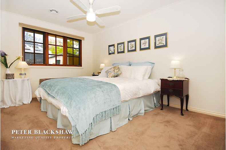 1/62 Schlich Street Yarralumla 1/62 Schlich Street Yarralumla