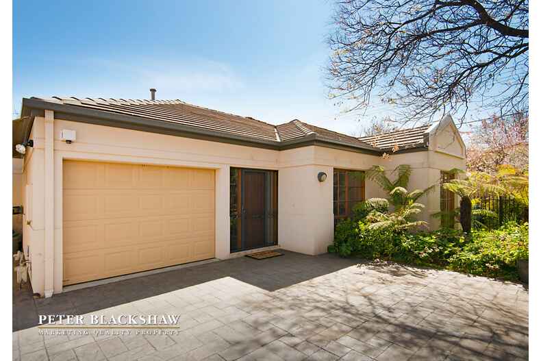 2/81 Monaro Crescent Griffith