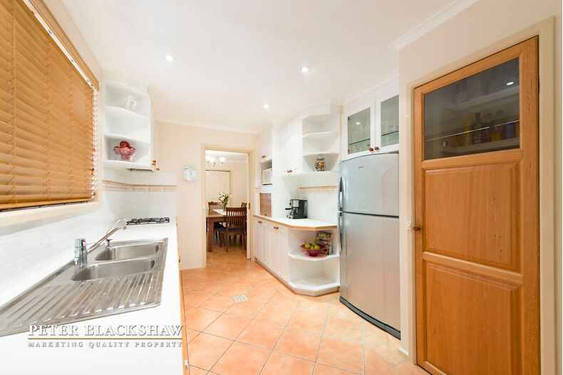 18 Graham Street Macgregor 18 Graham Street Macgregor