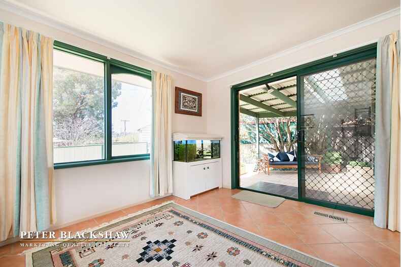 18 Graham Street Macgregor 18 Graham Street Macgregor