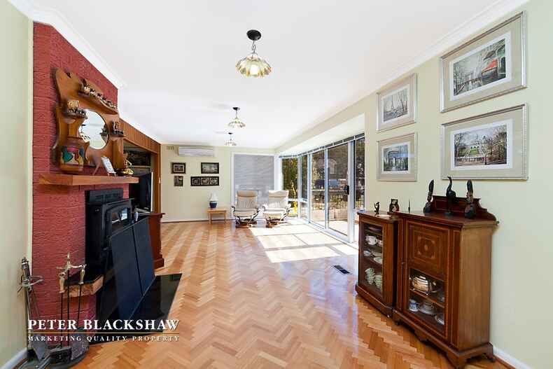 174 Captain Cook Crescent Narrabundah 174 Captain Cook Crescent Narrabundah