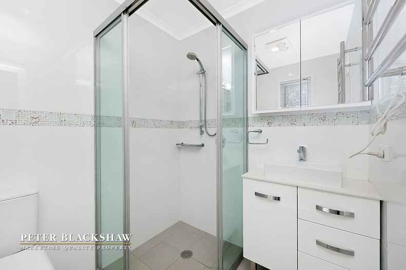 174 Captain Cook Crescent Narrabundah 174 Captain Cook Crescent Narrabundah