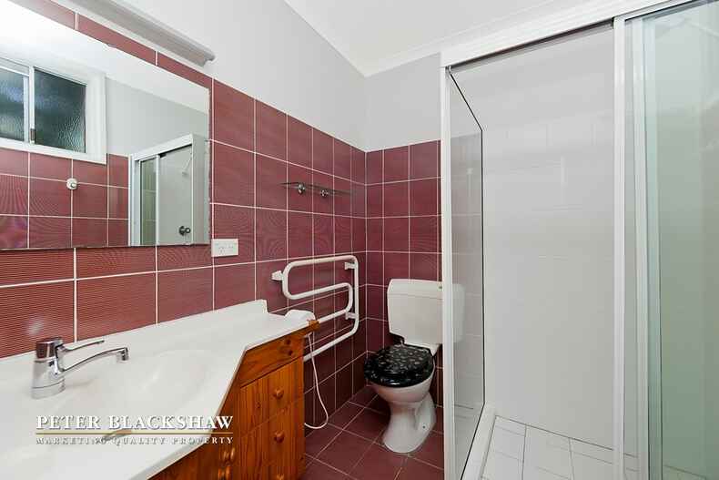 174 Captain Cook Crescent Narrabundah 174 Captain Cook Crescent Narrabundah